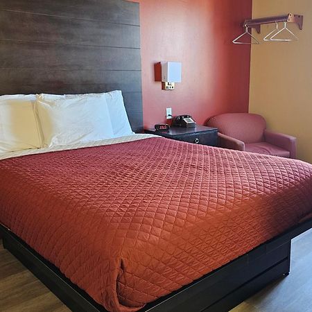 Fort Scott Budgetel Inn & Suites מראה חיצוני תמונה