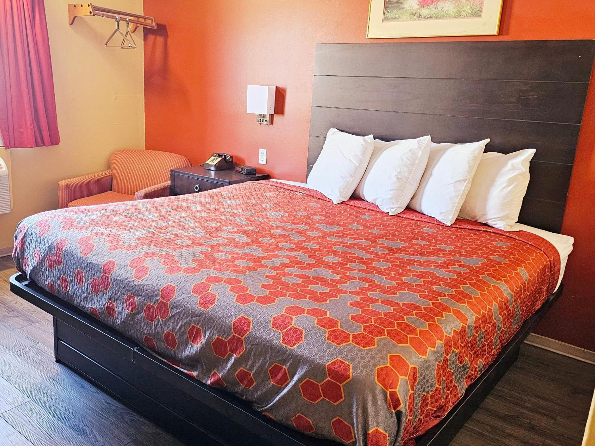 Fort Scott Budgetel Inn & Suites מראה חיצוני תמונה
