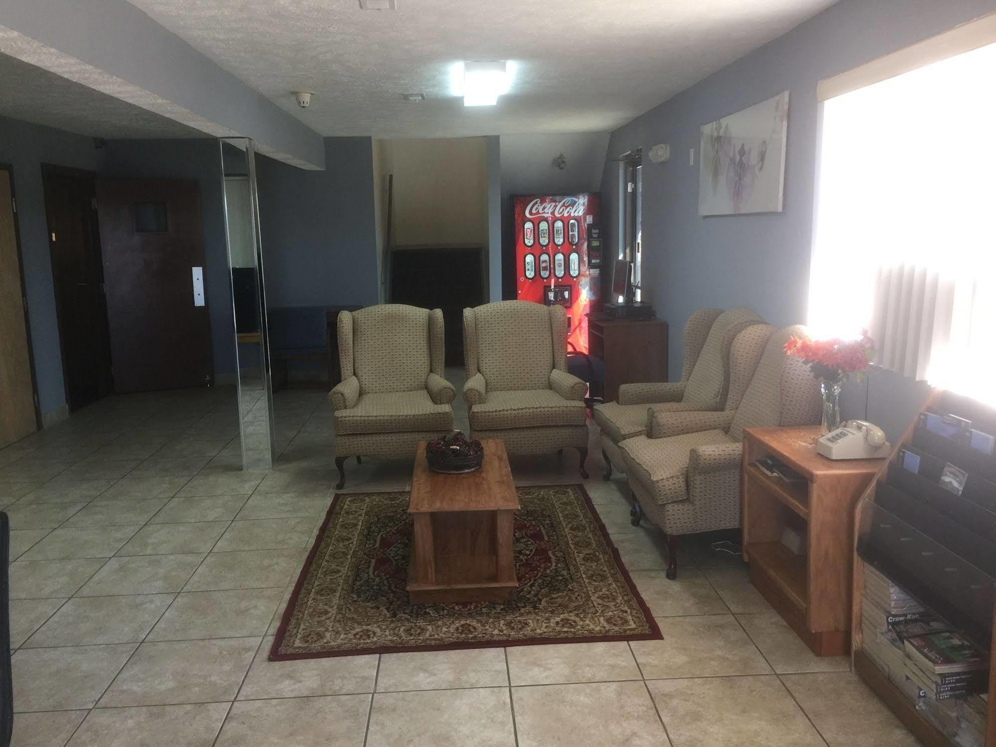Fort Scott Budgetel Inn & Suites מראה חיצוני תמונה